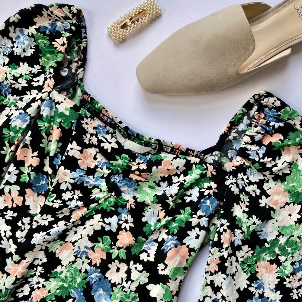 NWT H&M Square Neck Long Sleeve Top